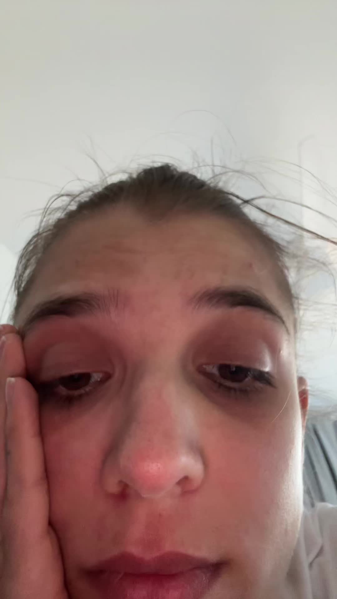 @Zxzix