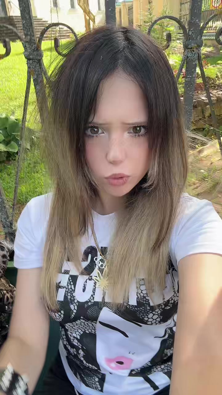 @Аичка