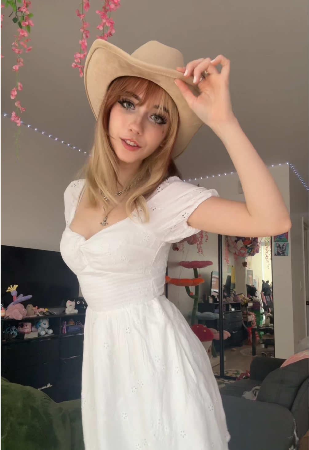 @Jade