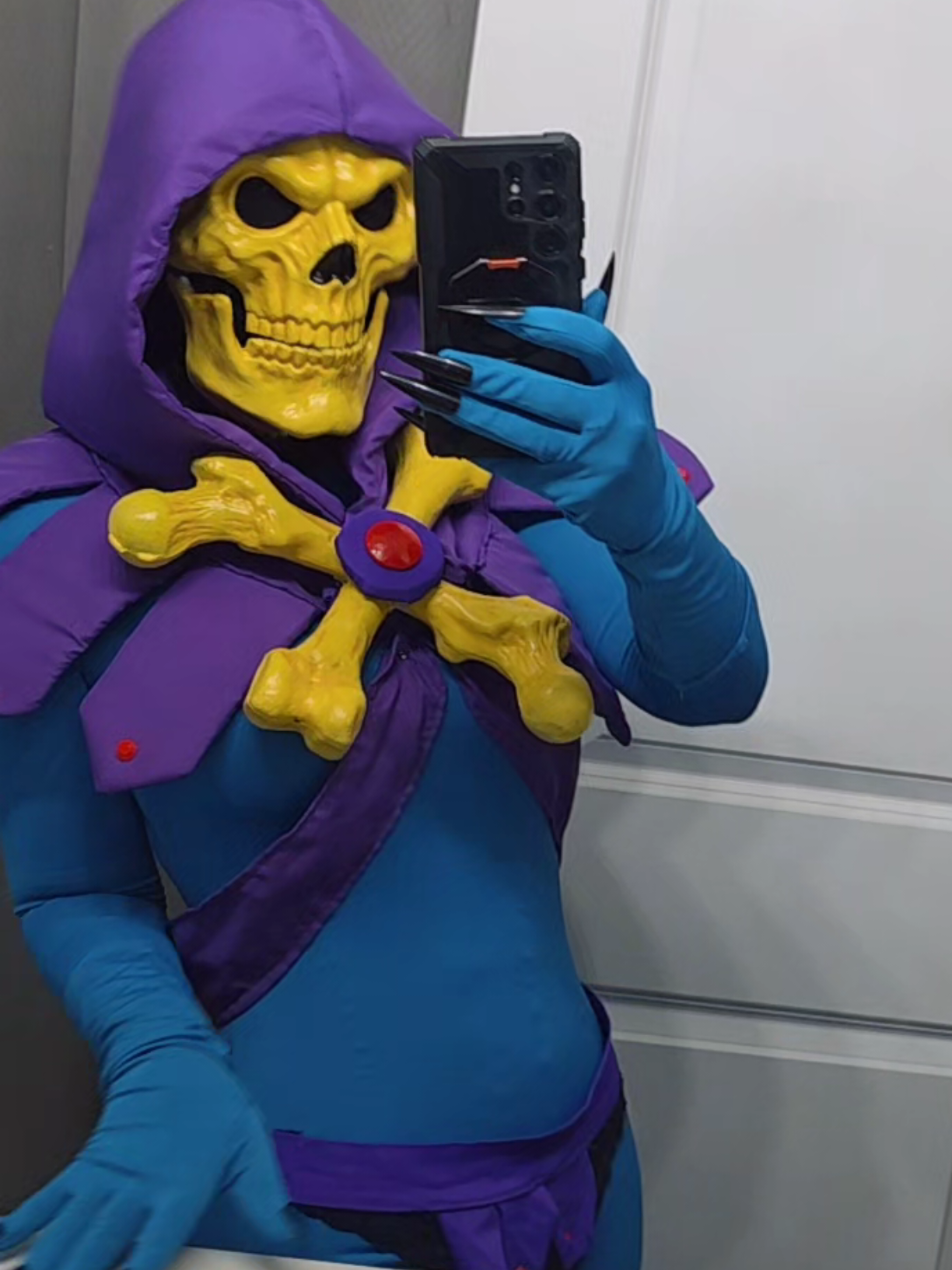 @DawnFrostCosplay