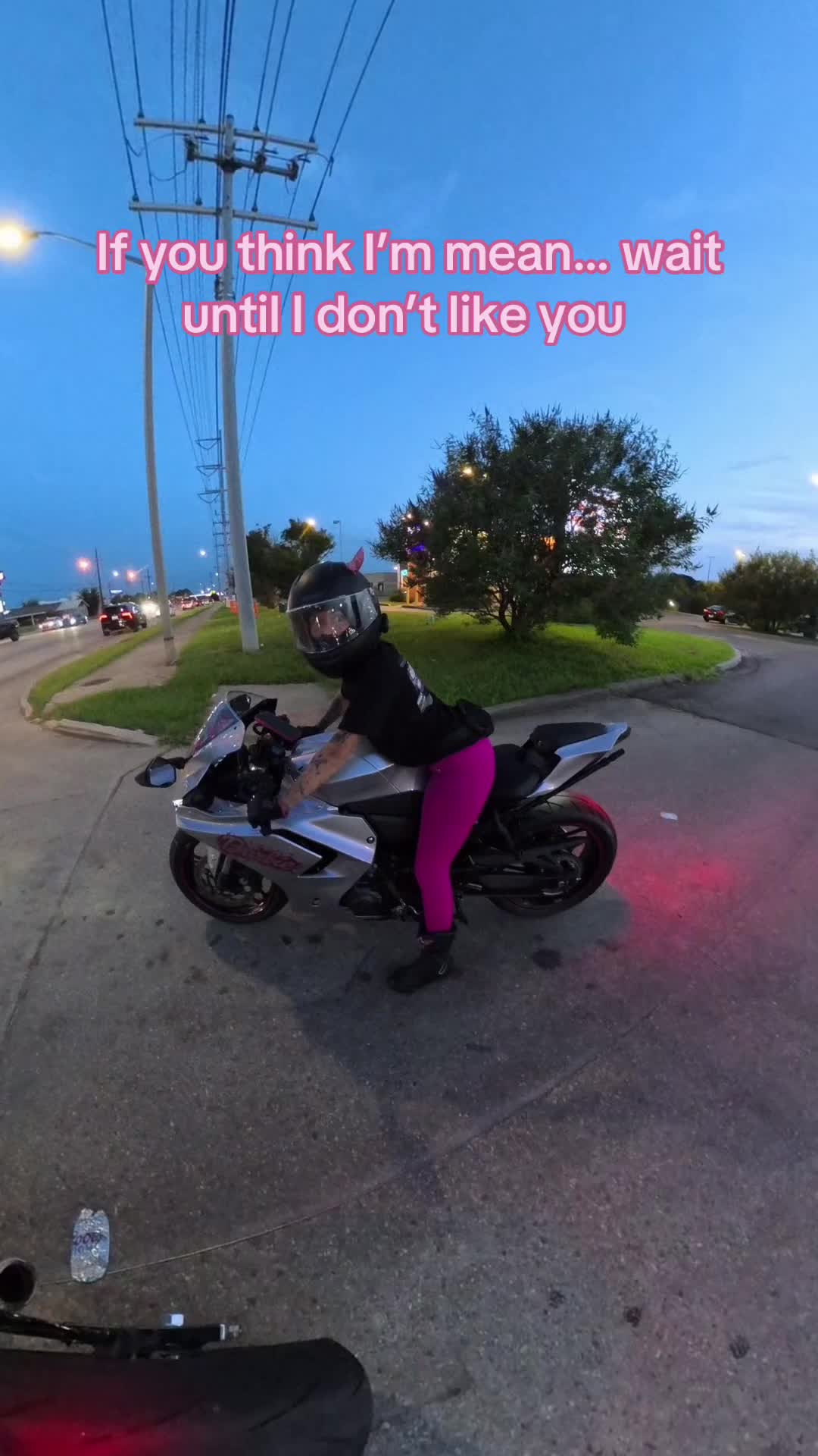 @bikebarbie