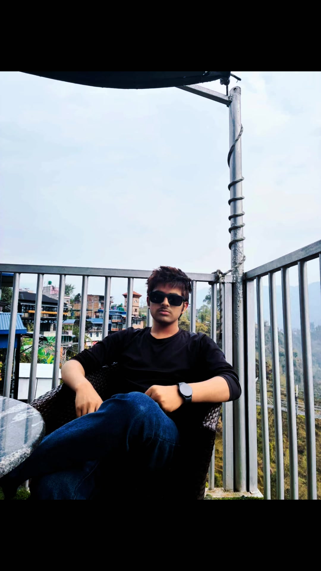 @Dipesh giri😶&zwj;🌫️