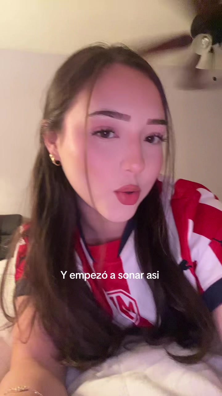 @notelliebelly