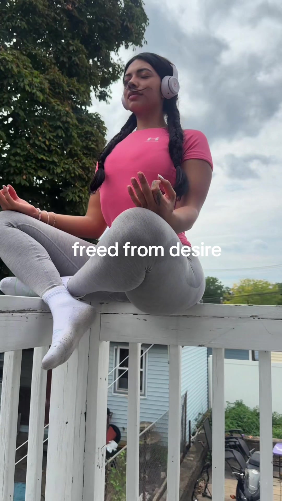 @thefarawayfan