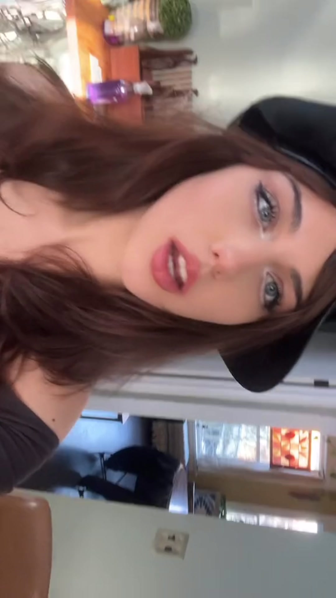 @Eve<3