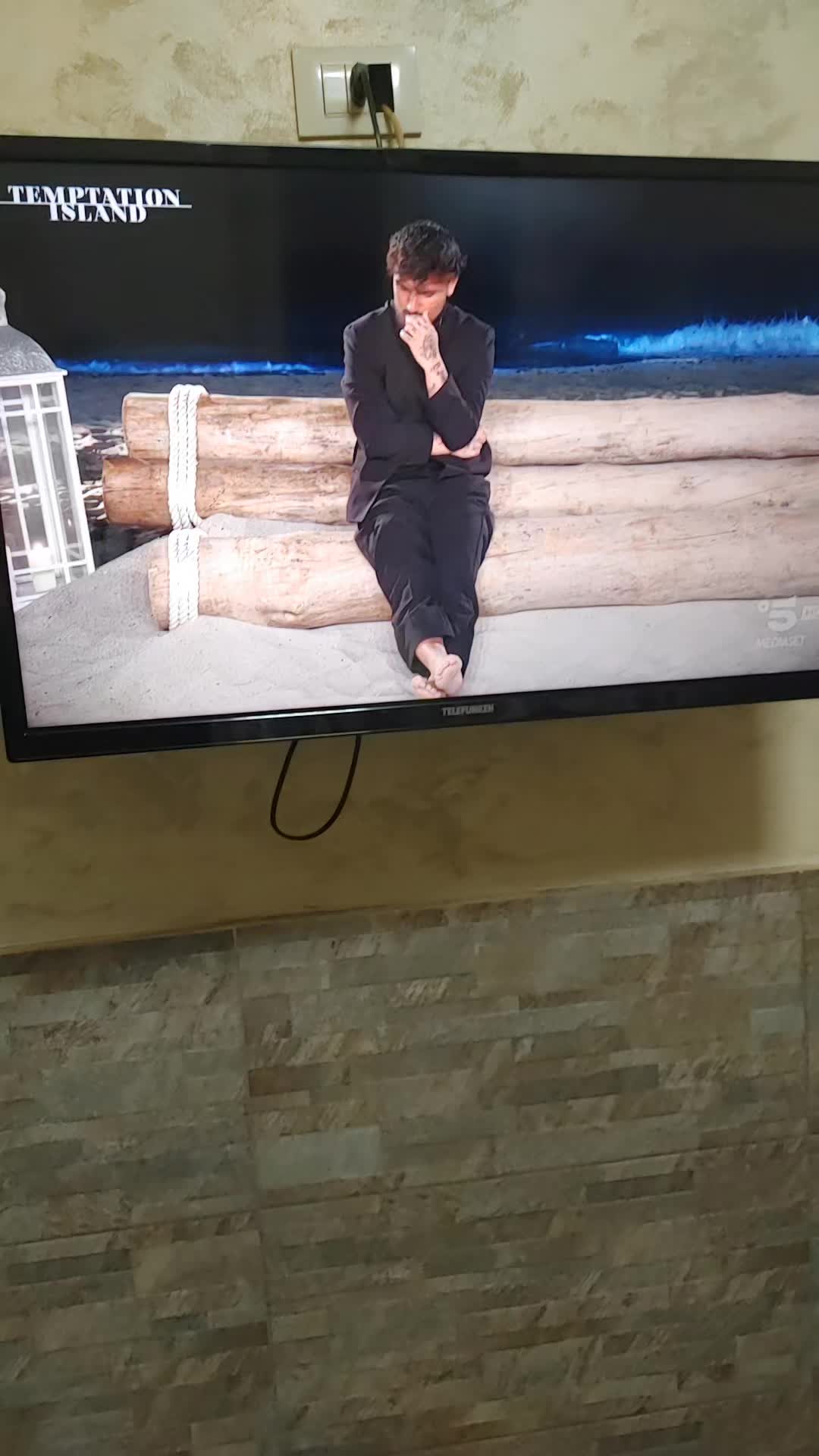 @santocuntro