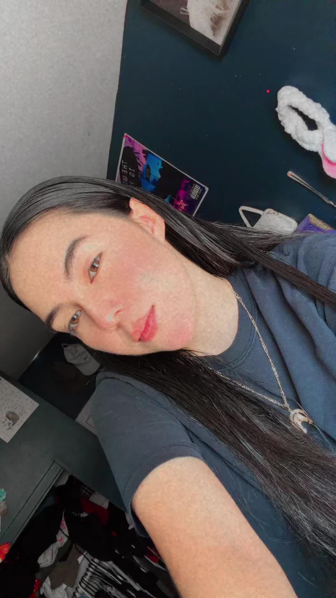 @️ ️Velinda