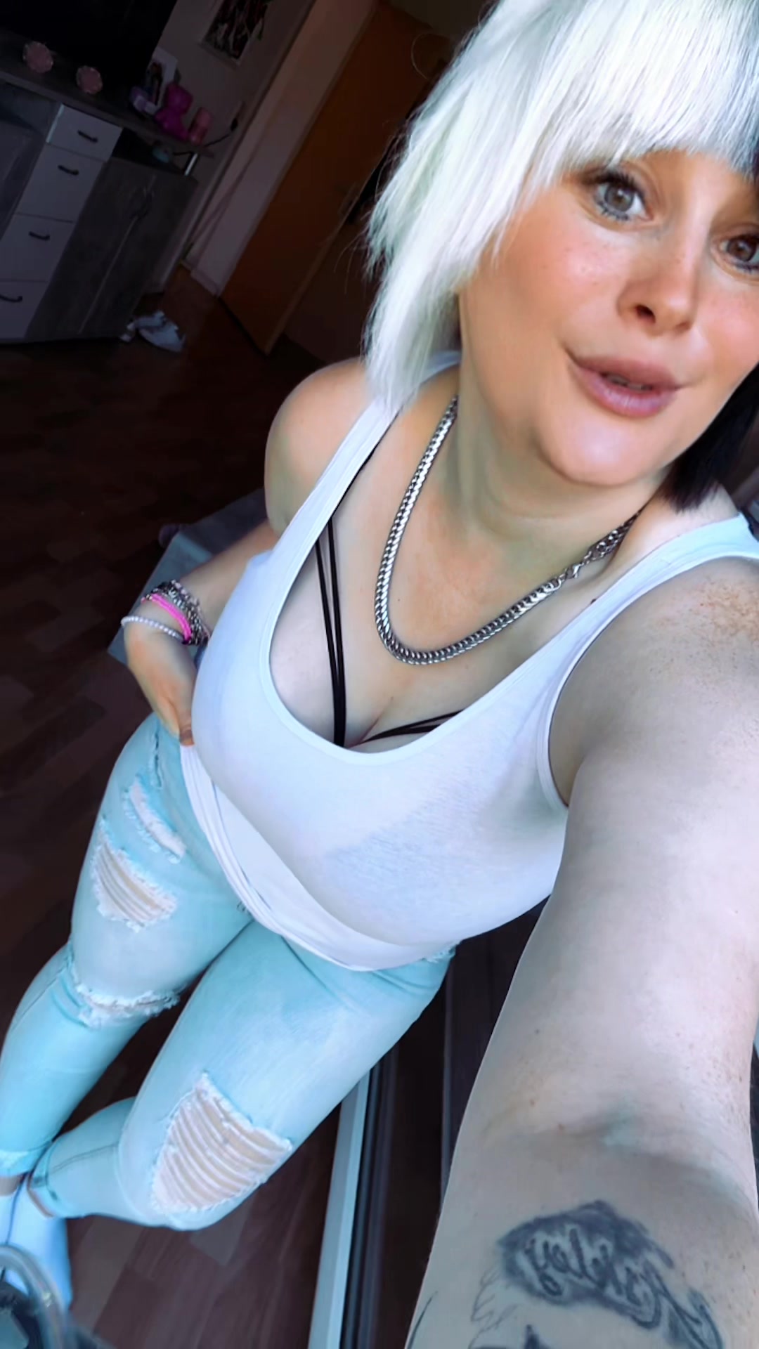 @🦋x_OsSiGirlii_x🦋