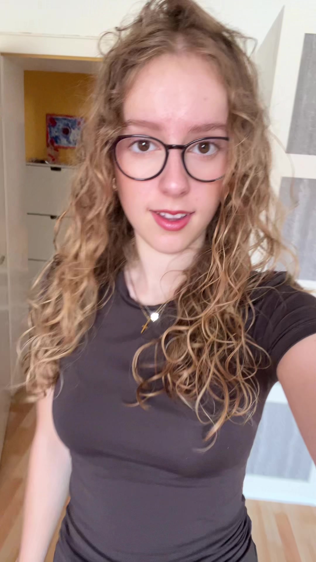 @leahmariiiie