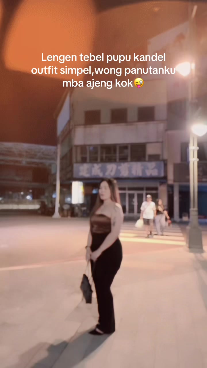 @_E🧸