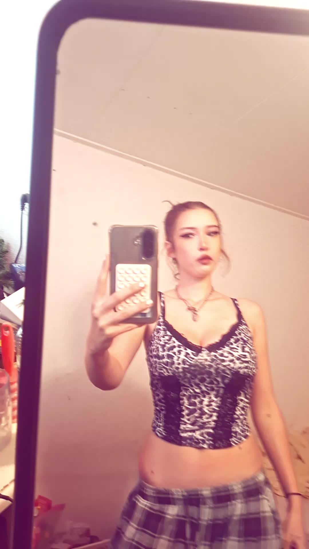 @️freakandel🌚