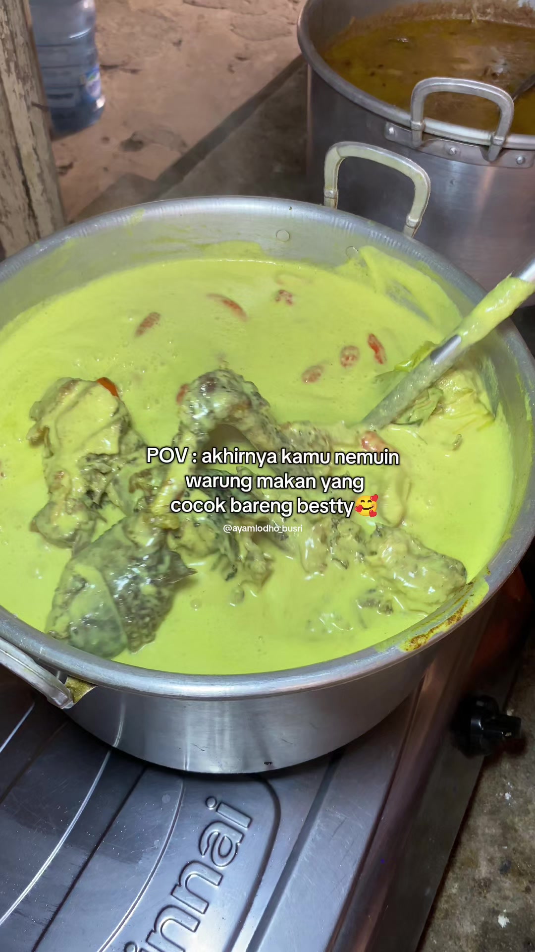 @Ayam Lodho Bu Sri