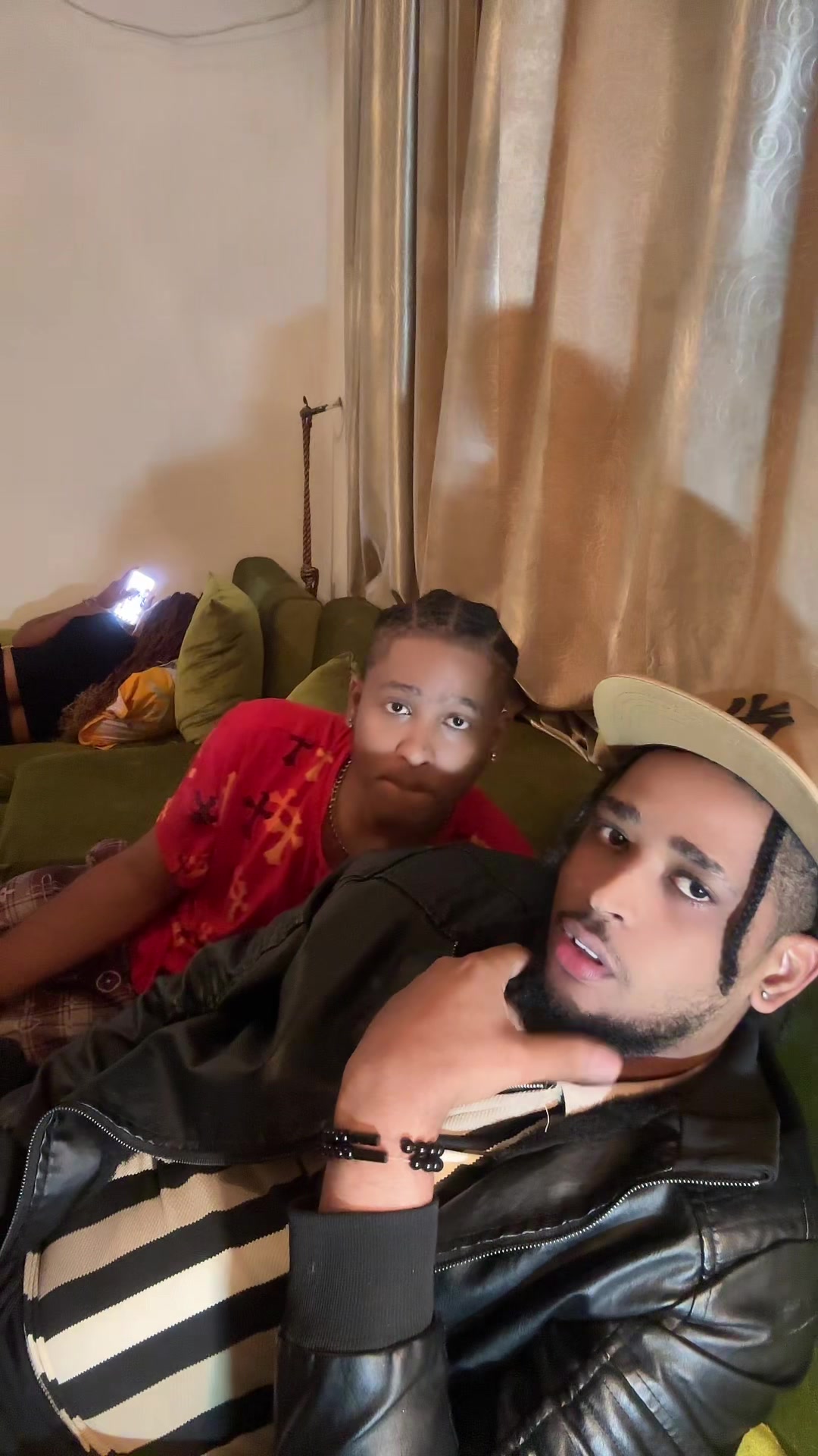 @BellyAmaral 🧸🇨🇩🇵🇹