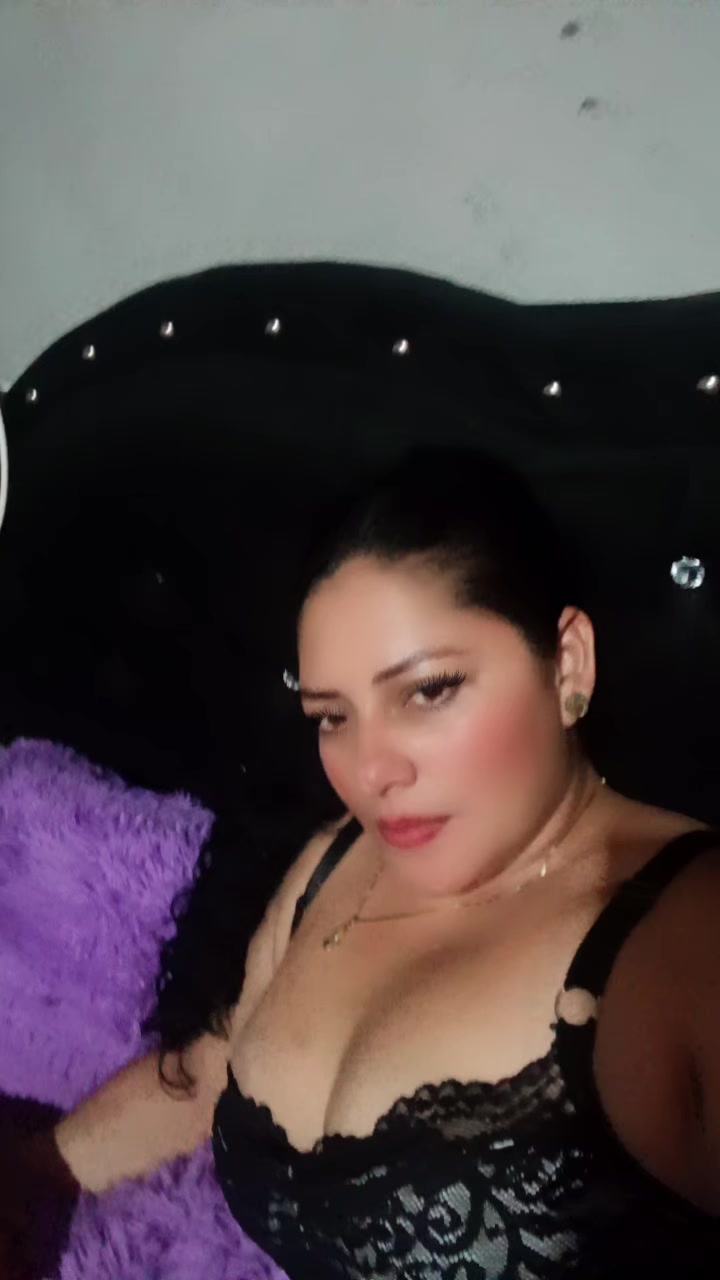 @María