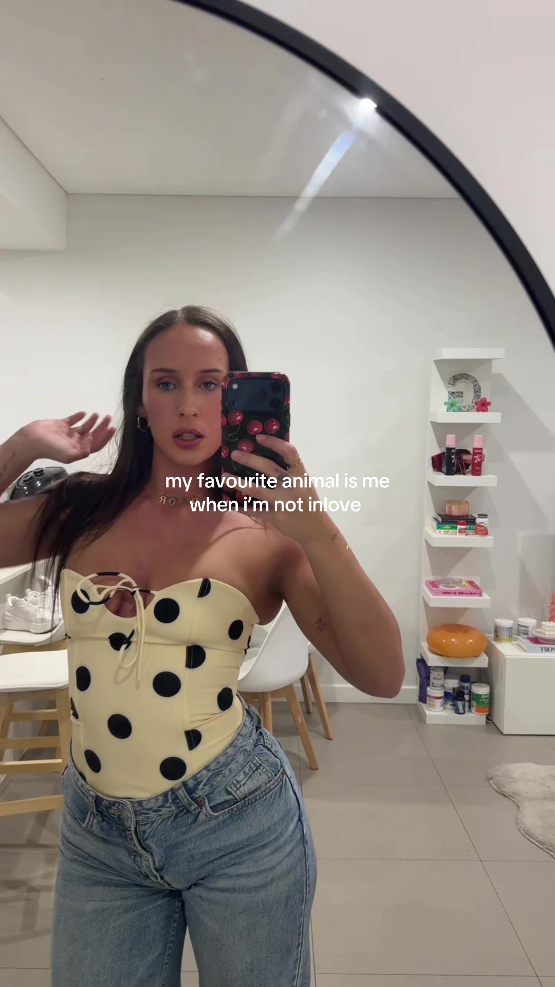 @courtney