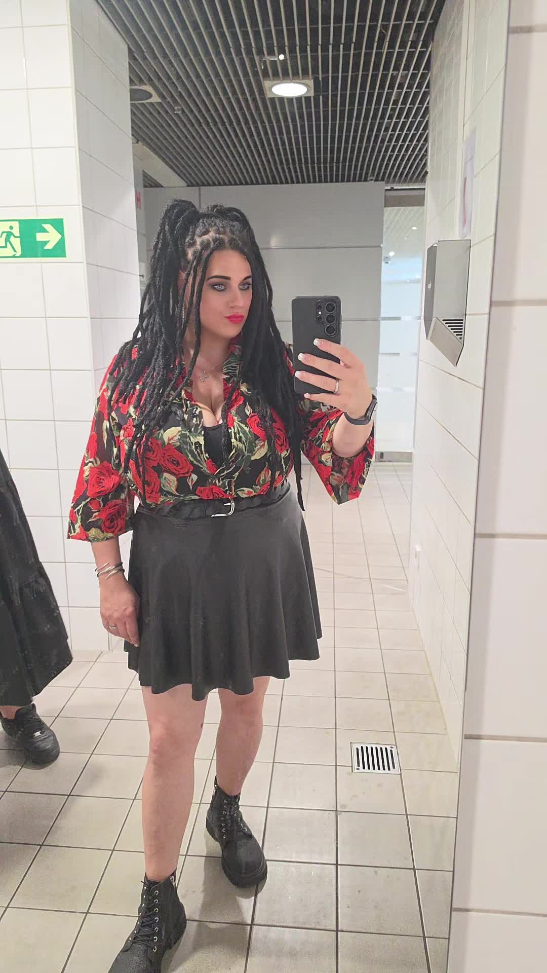 @Nadine Anna Ebanga Meyanga