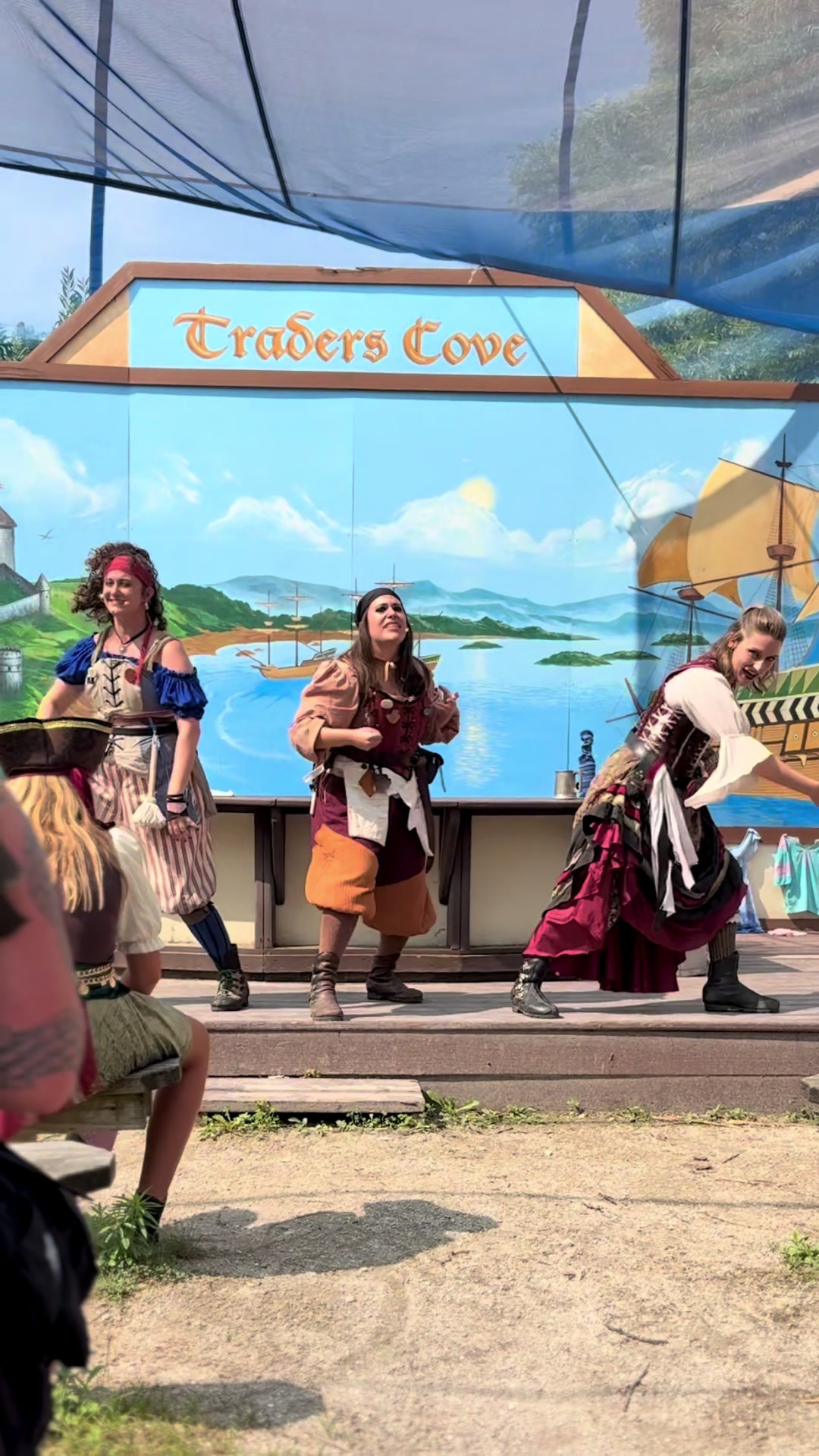 @Renfair.com