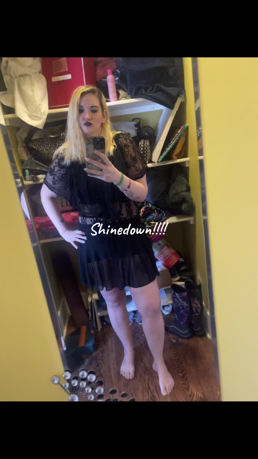 @AshMichelle