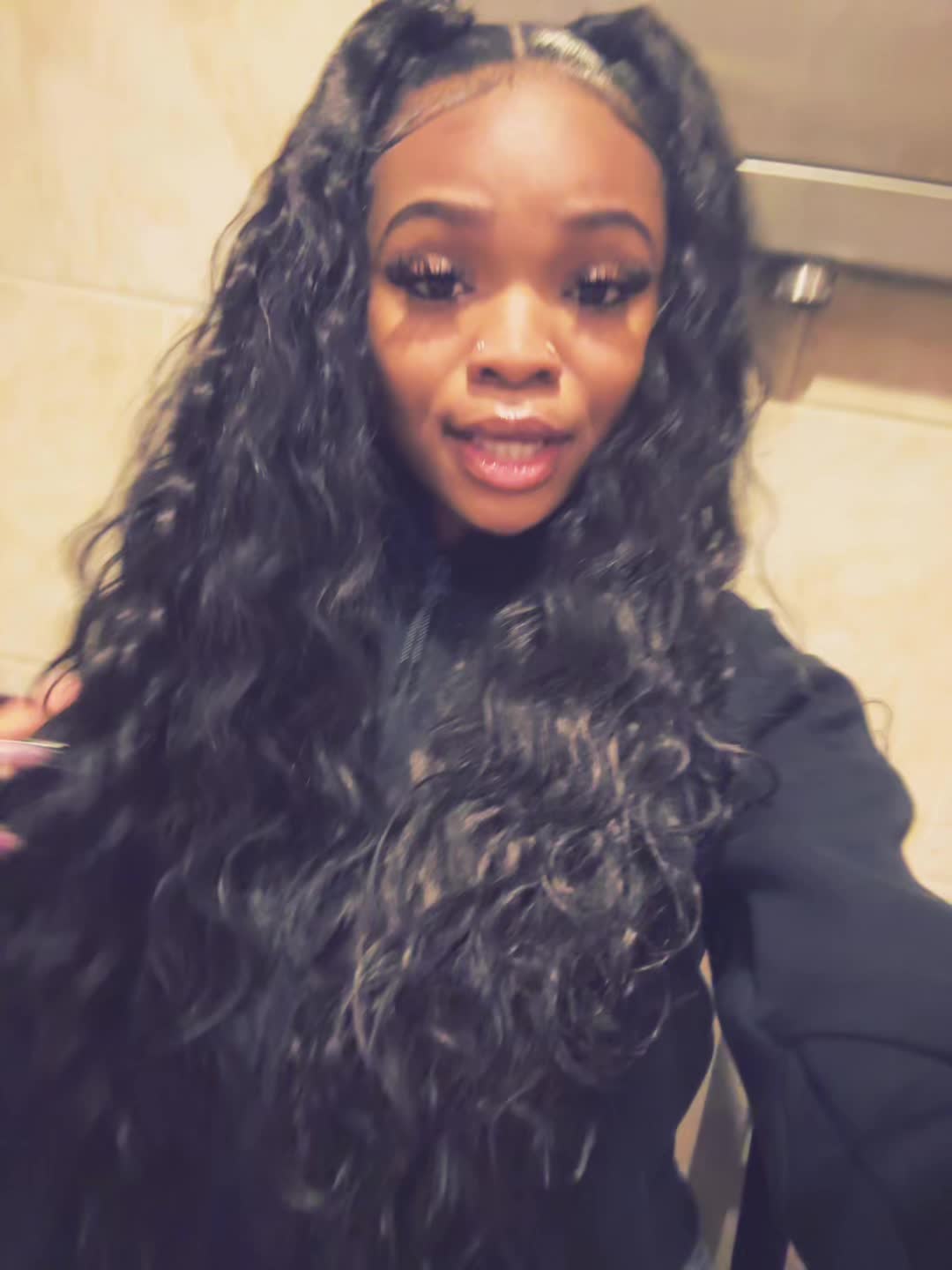 @💋.