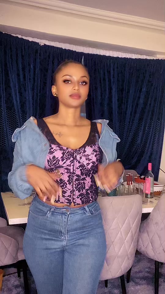 @ሊዱ ፊልሞን👗👠👜🧢