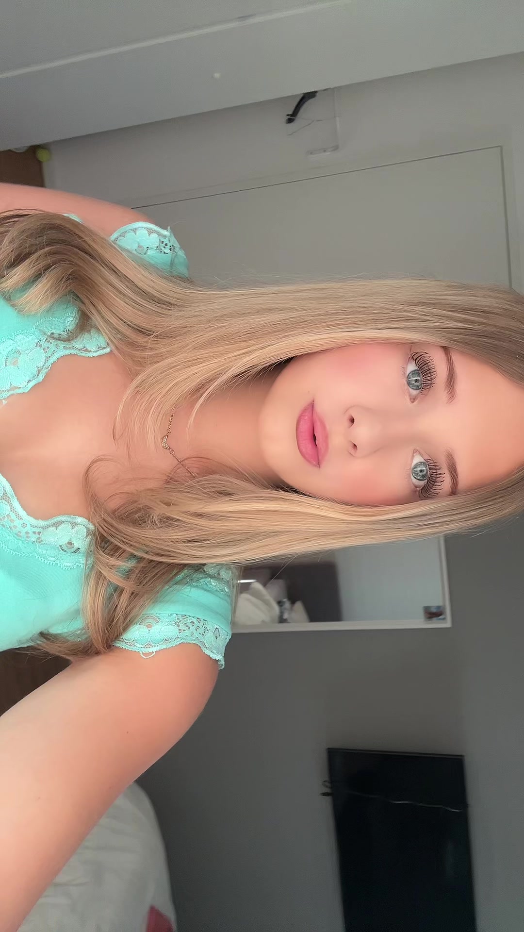 @𝑚𝑖𝑎🪽