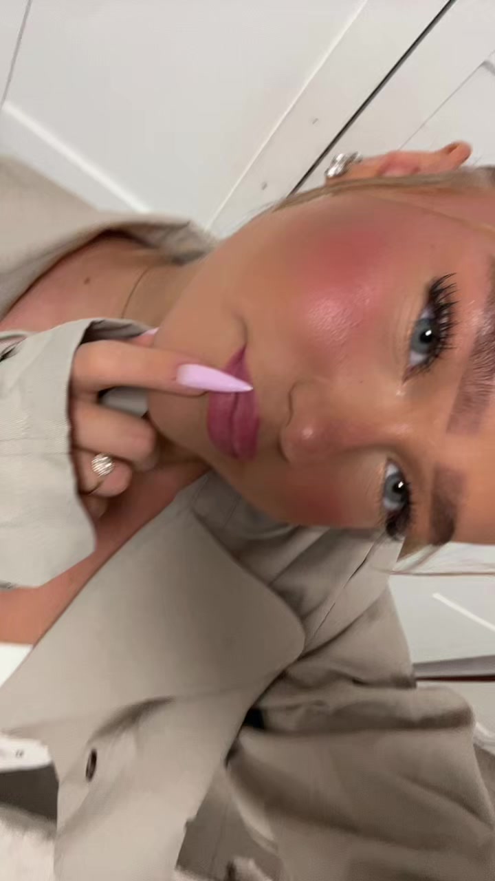 @helenhaylliii