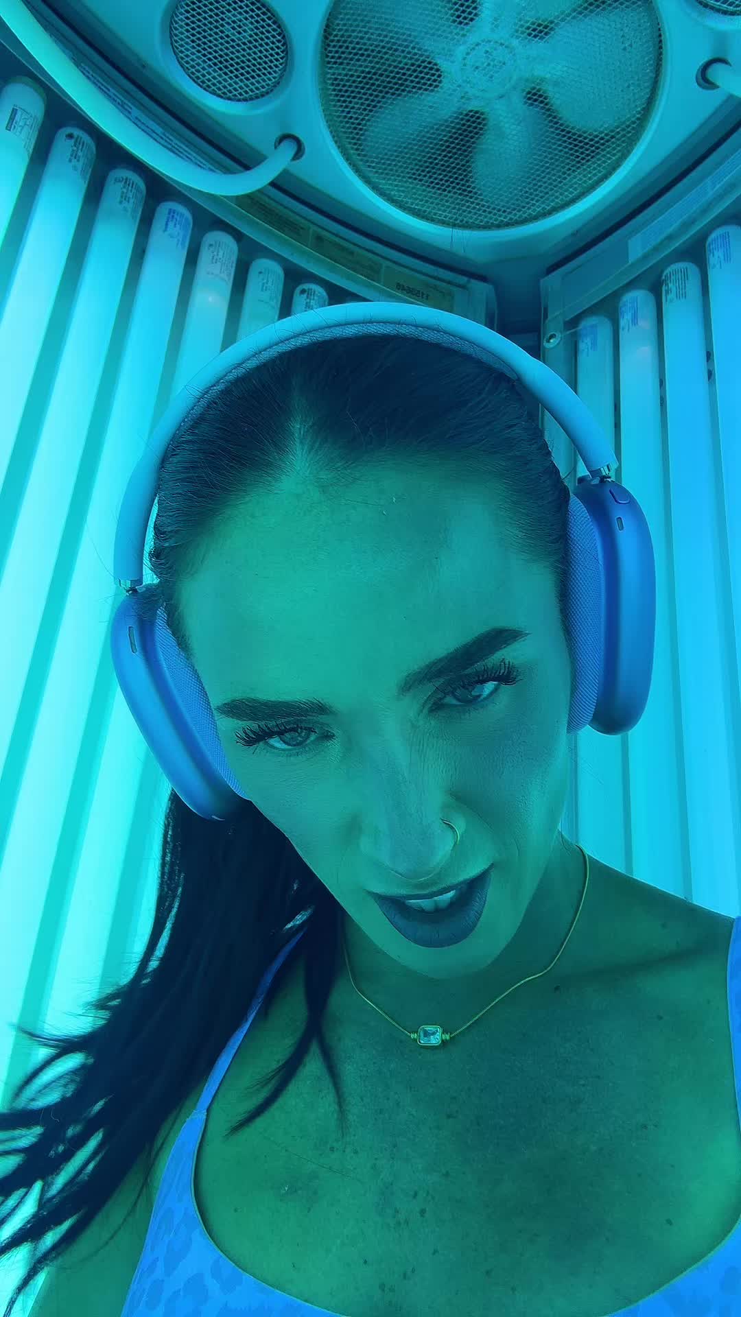 @Magicschoolbusdropout