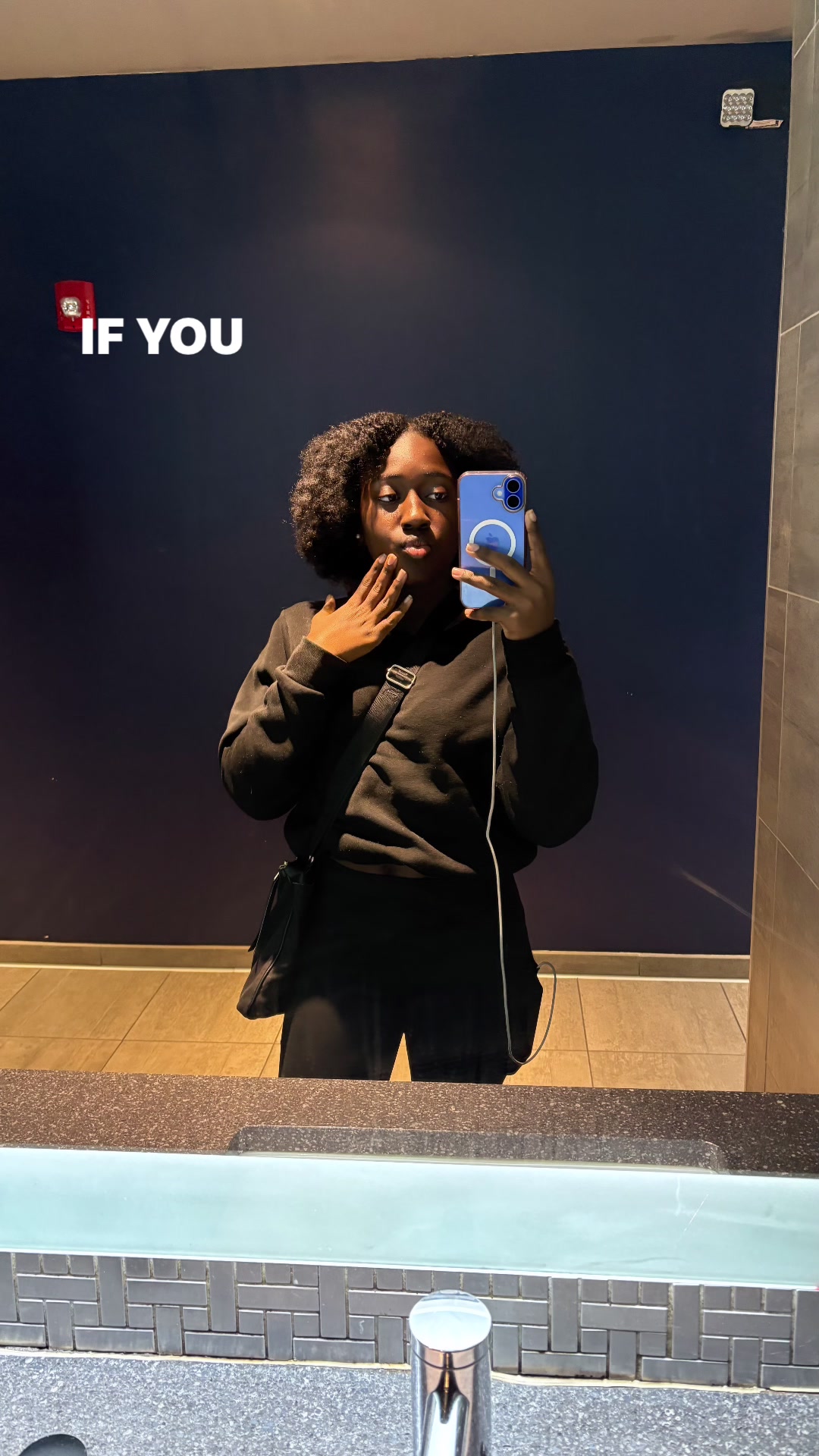 @️