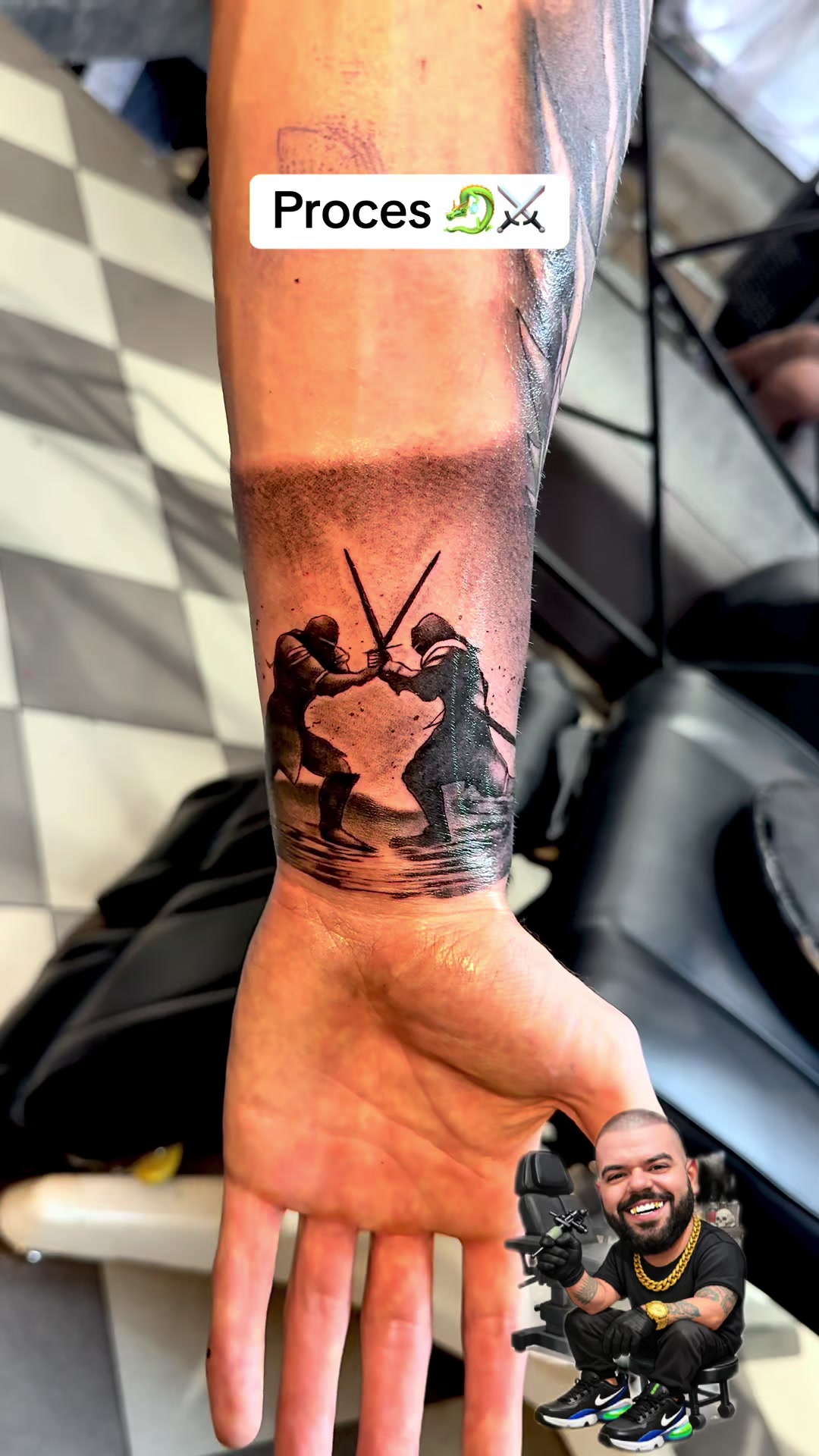 @* FIKULA • Tattoo Artist