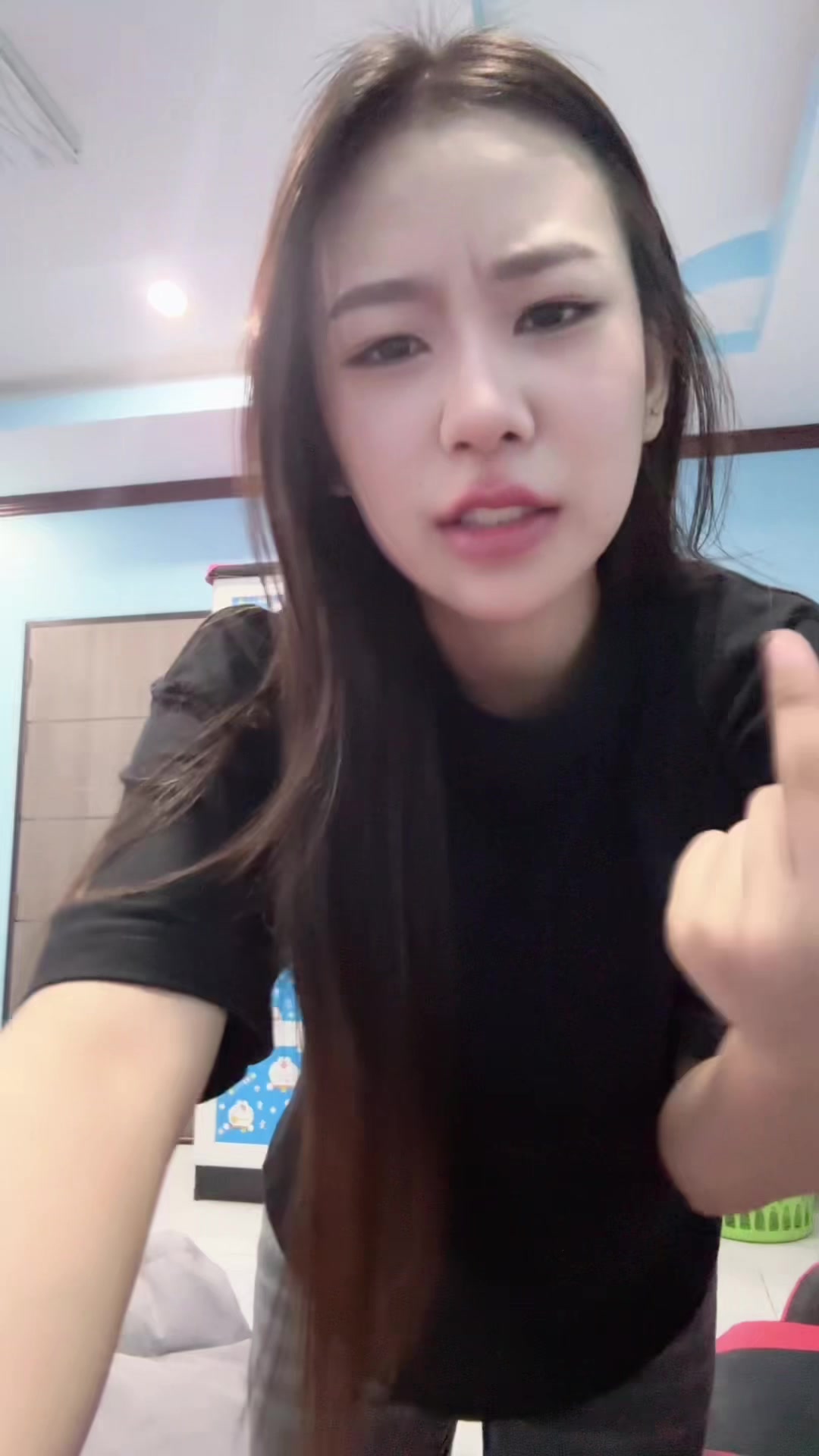 @นีน่าจั๊ฟ