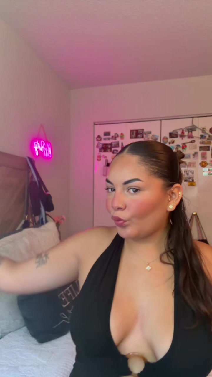 @Sophia