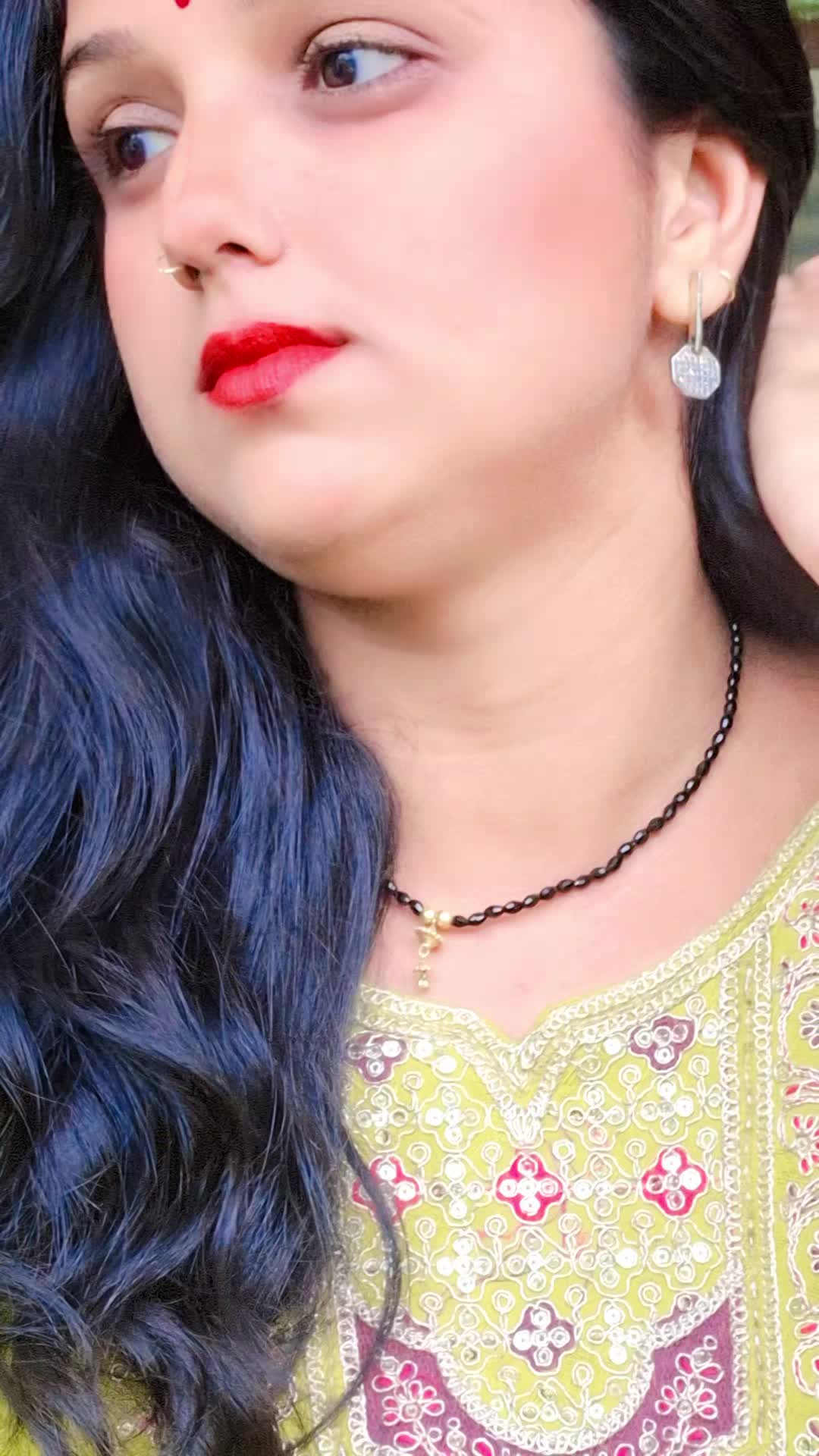 @Sarika🧿🫰