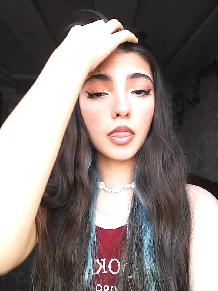 @Aisii
