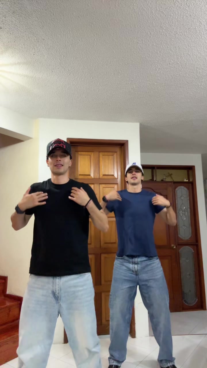 @Zavaleta