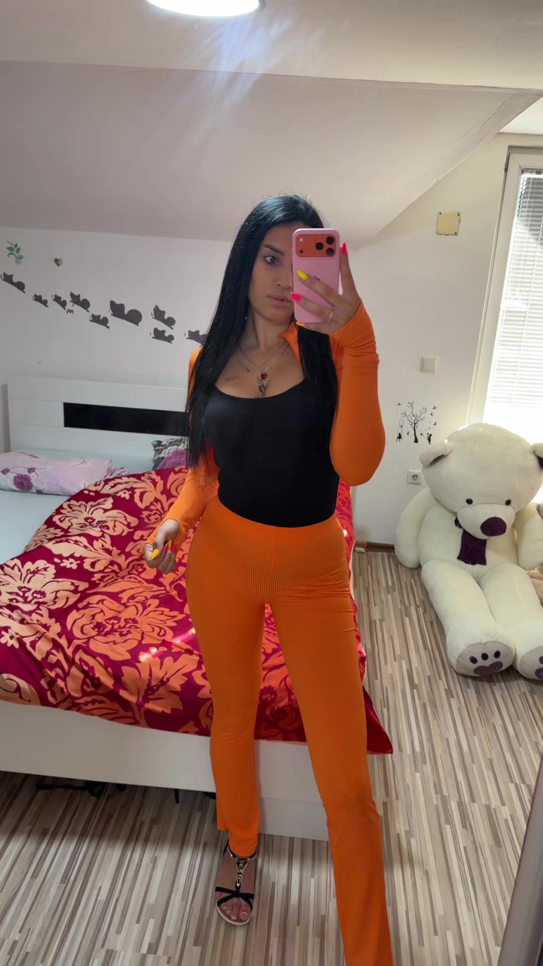 @Victorious__00
