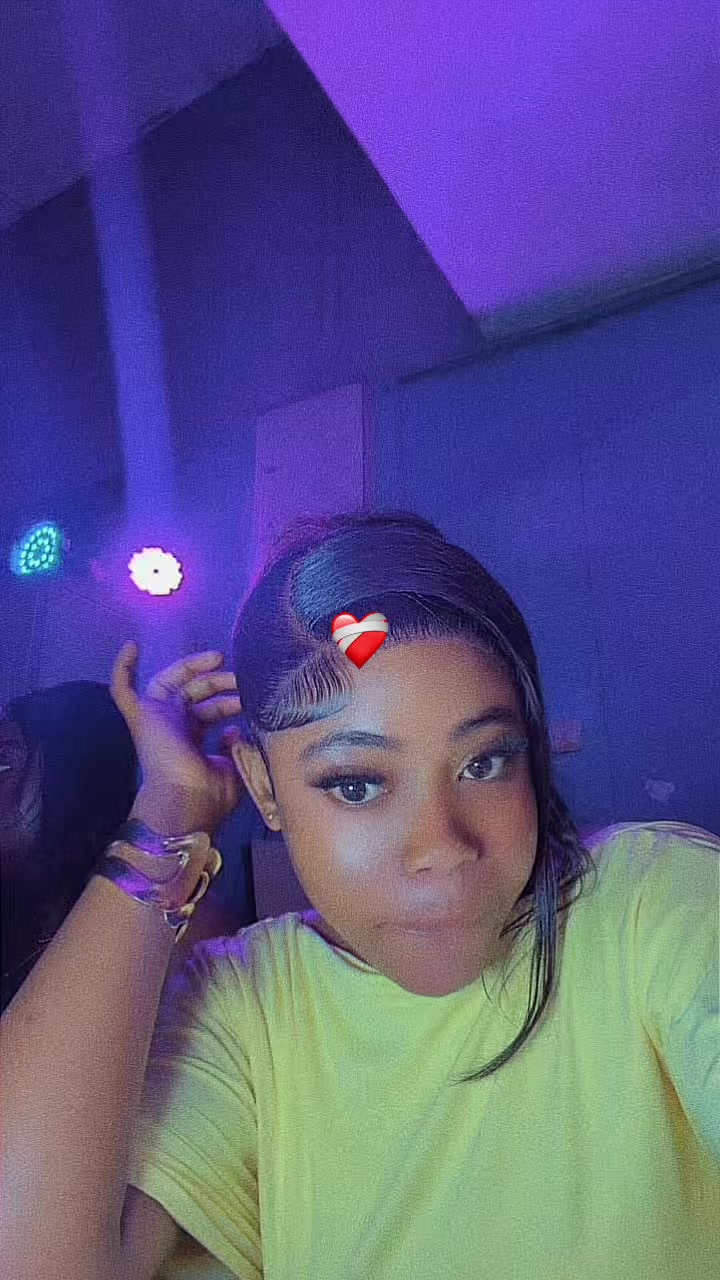 @Madam Bronii🤭🤍💎👩🏫🌎