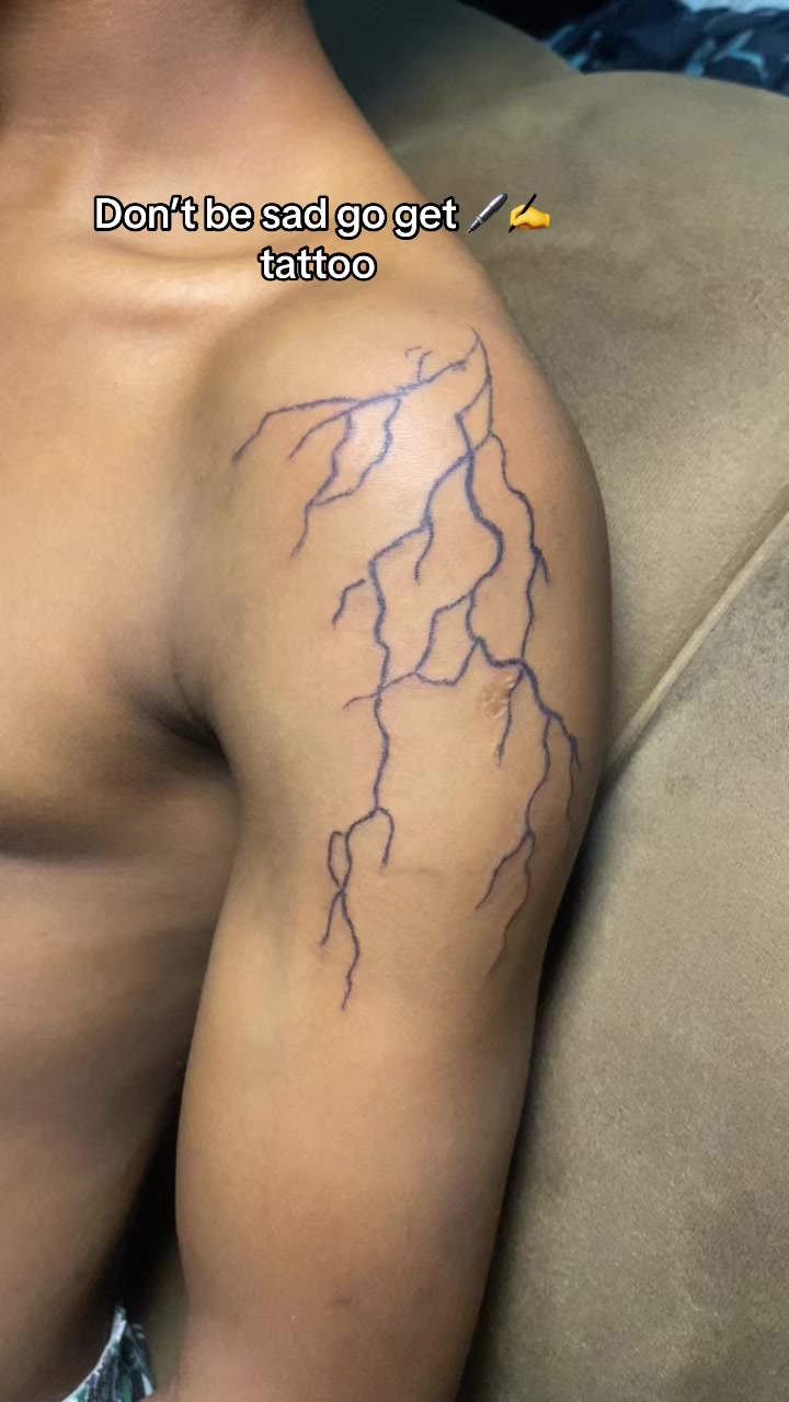 @M..🤍💜