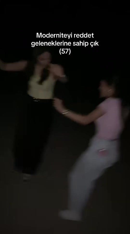 @Melisa Taş