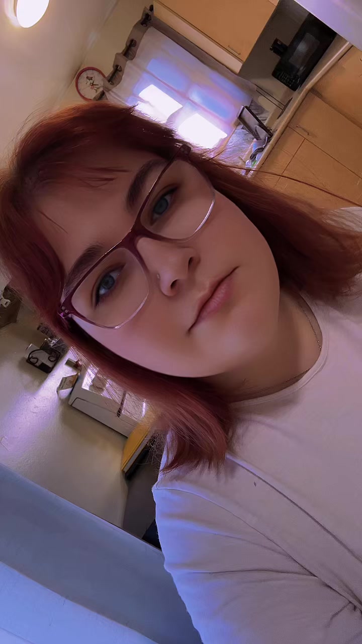 @Kayla🍒👑