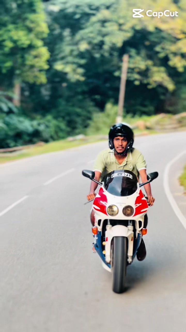 @Mr. PathuZz 🇱🇰