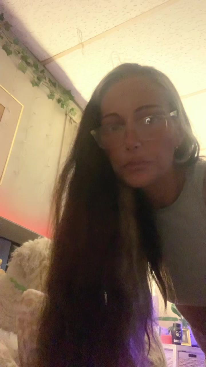 @Clickclackchiclets