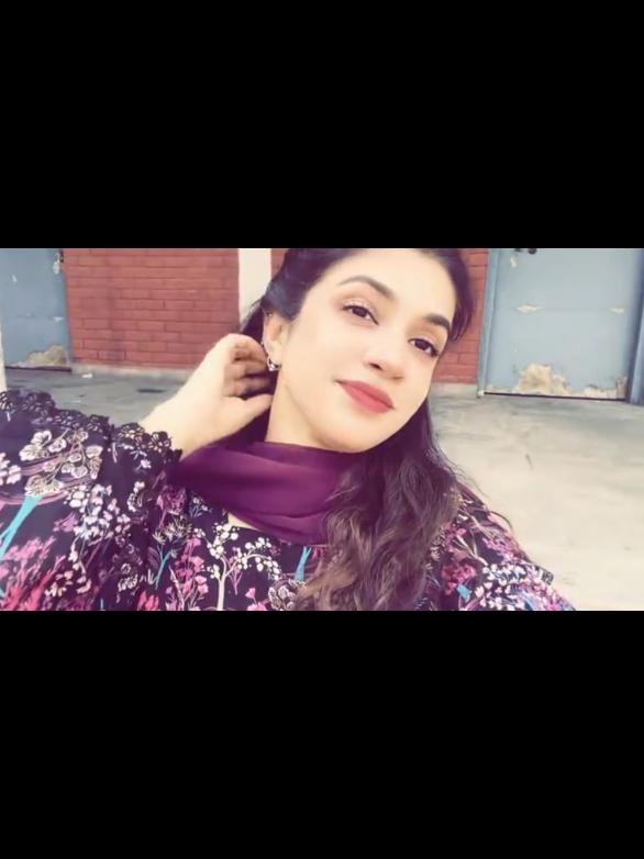 @👑 Esha💕Queen