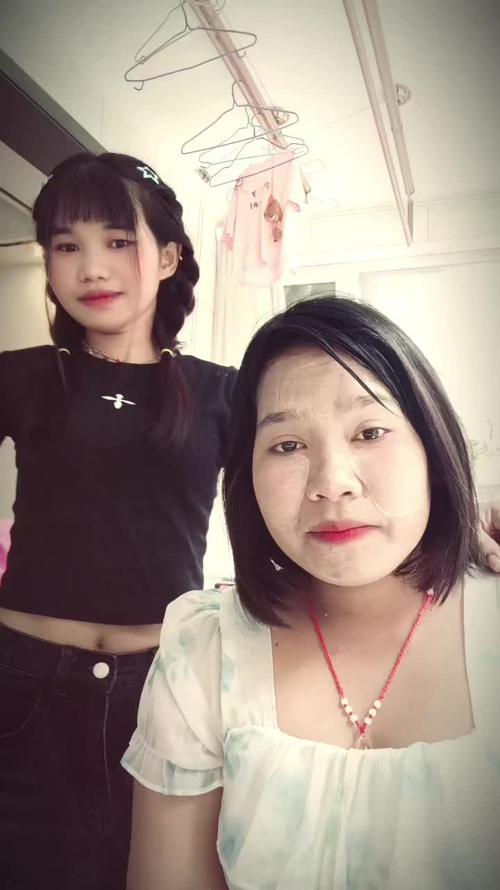 @လဲ့လဲ့🌹🌹🌹
