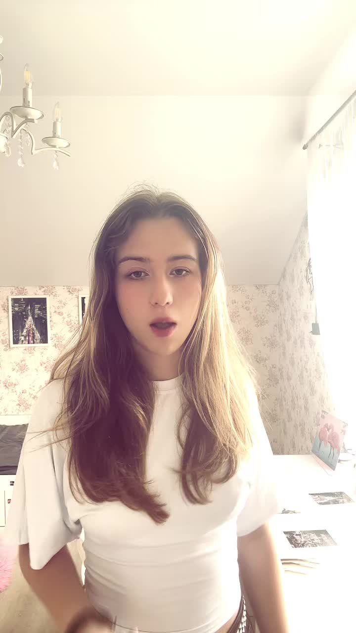 @𝒜𝓃𝑔𝑒𝓁𝑜𝒸𝒽𝑒𝓀🪽