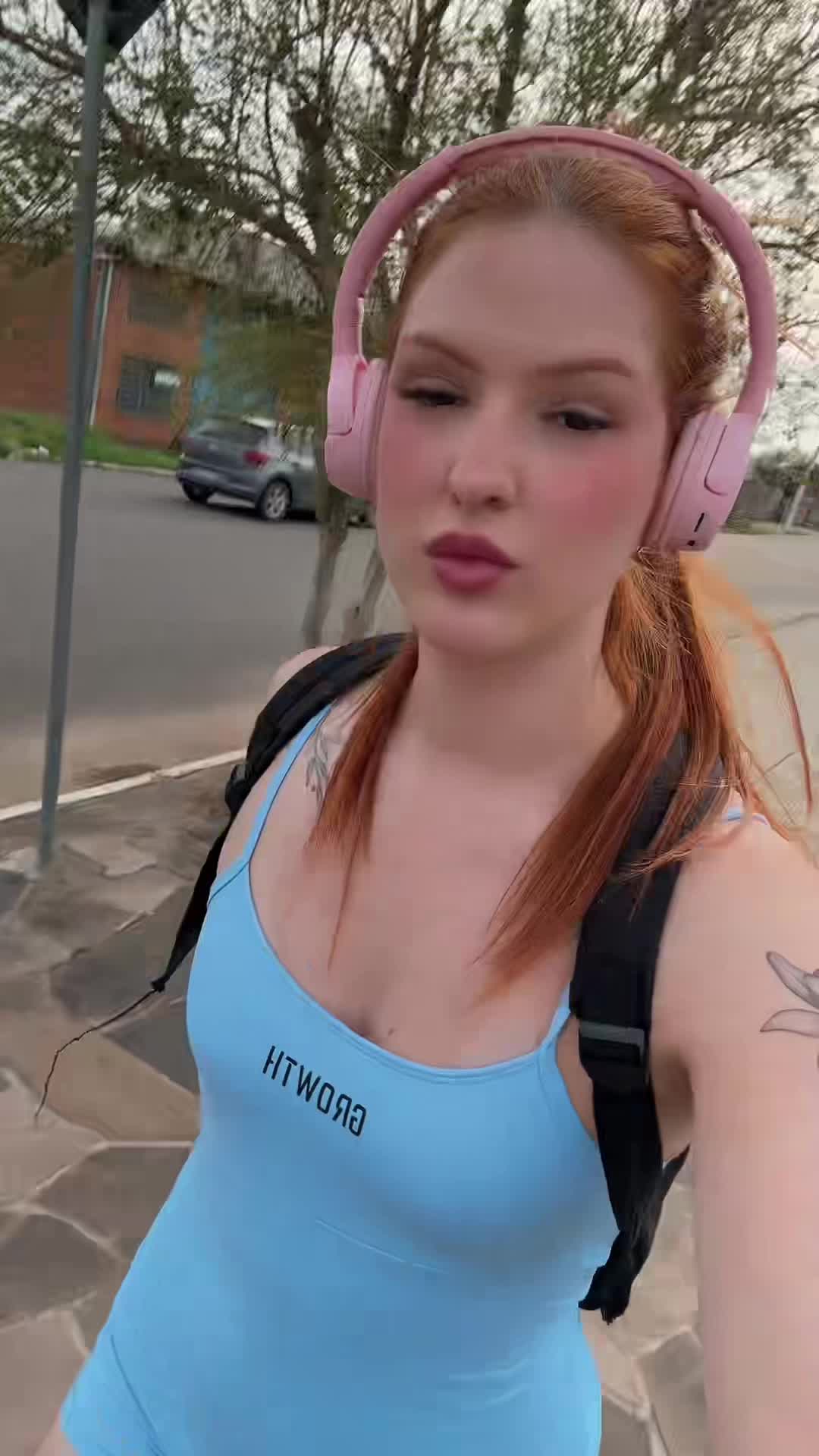 @Laura 🍒🌸