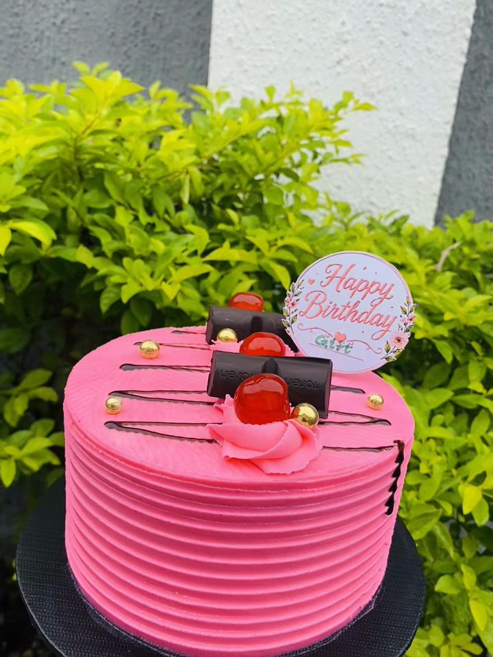 @Cake vendor in suleja/Abuja