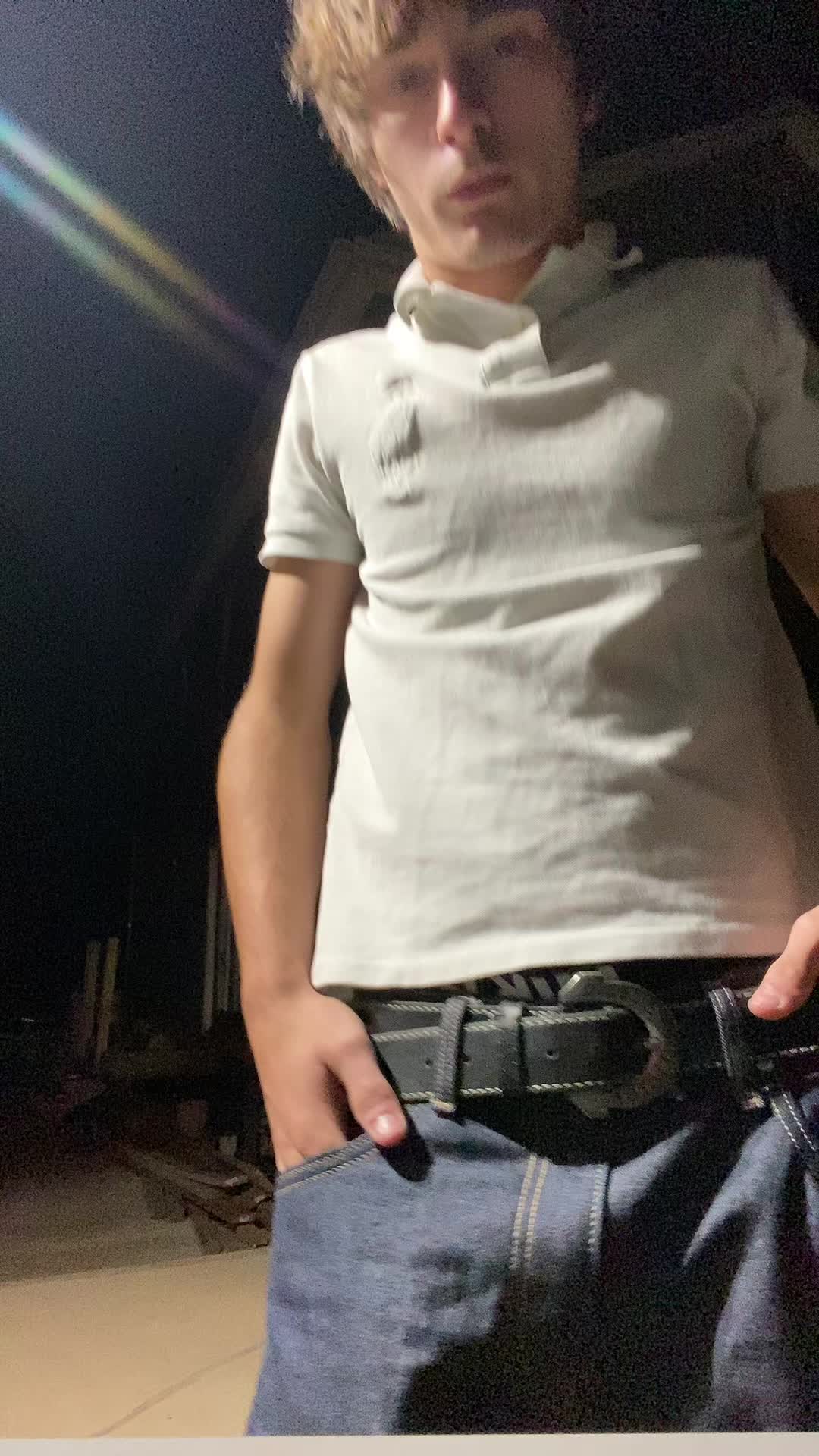 @cryingdweeb