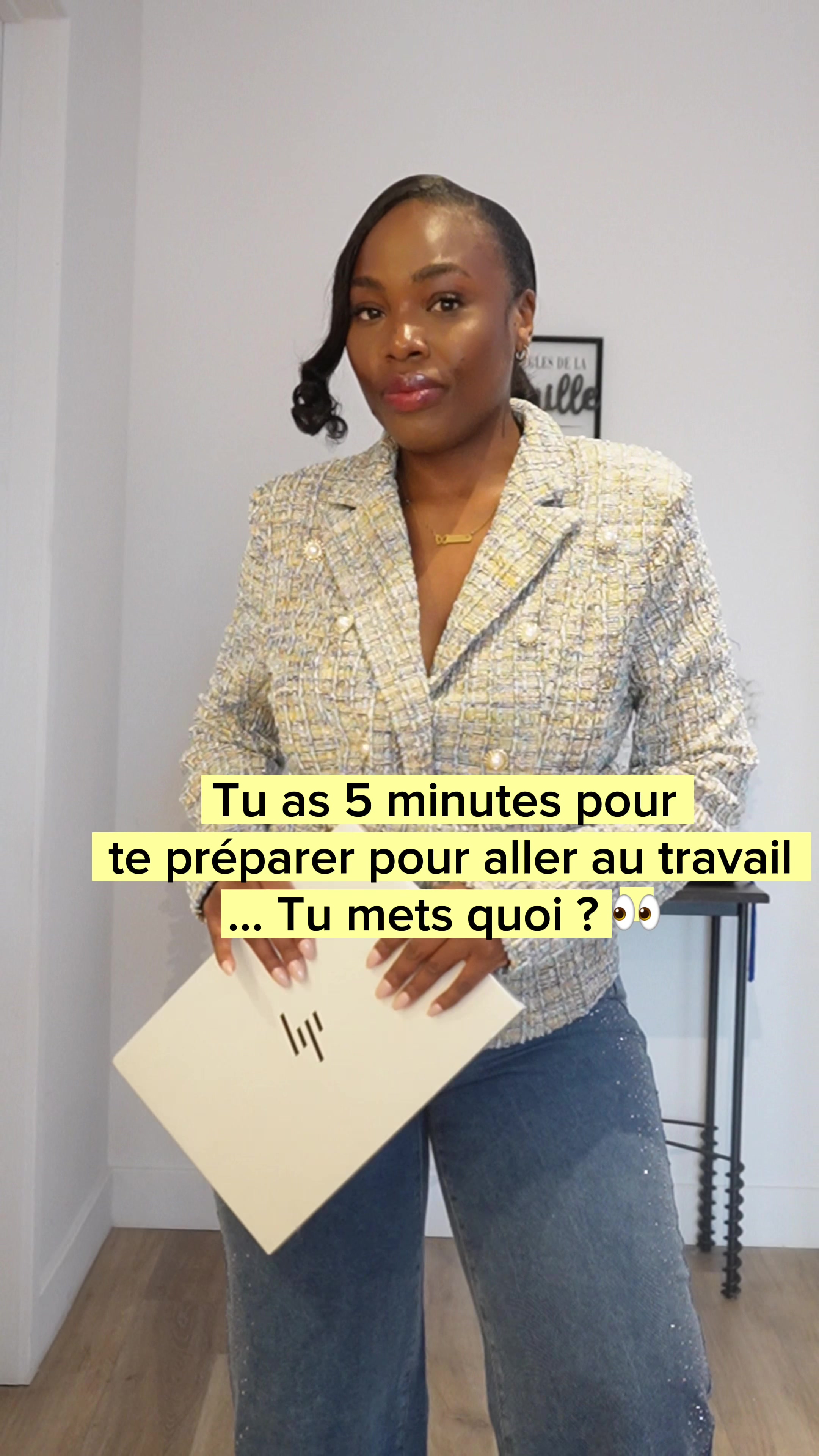 @Mia Descas | Career+Study