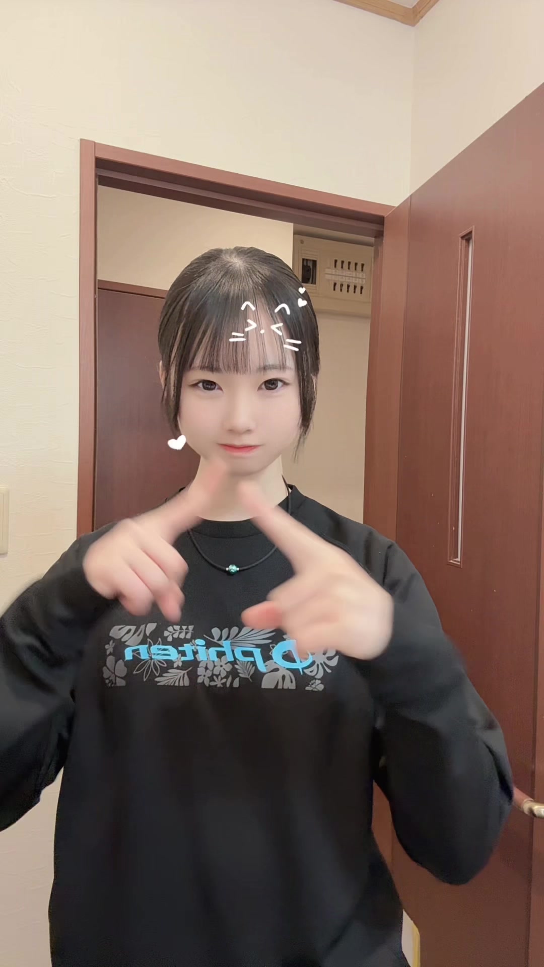 @ひな