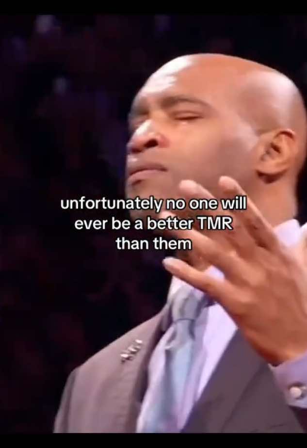 @☥